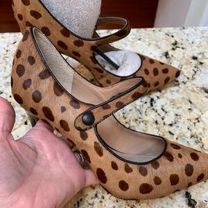 Pour La Victoire heels